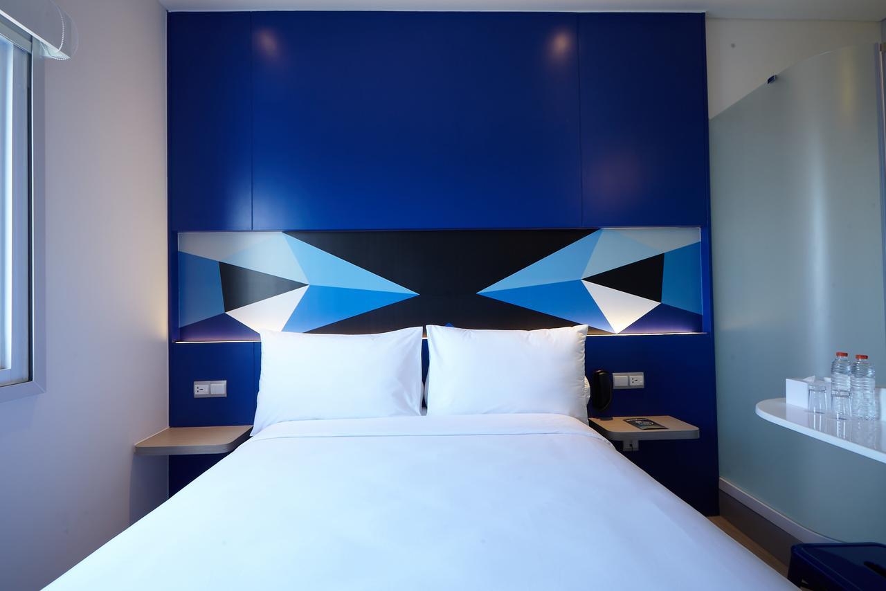 Ibis Budget Cirebon Exterior foto